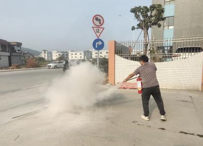 Популаризирајте го знаењето за заштита од пожари и изградете линија за безбедност на животот